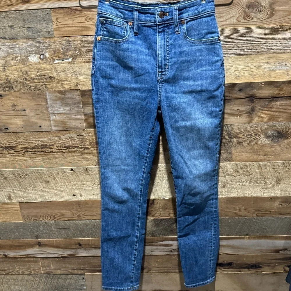 Madewell high rise curvy skinny ankle straight button fly blue street party 25